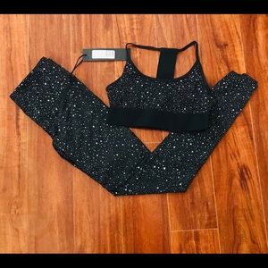 Noli Yoga Pants & Sports Bra